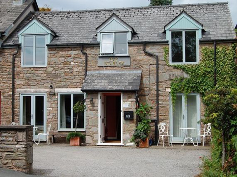 Hay Stables Hay on Wye nr Offa's Dyke Brecon guest house B&B & self catering